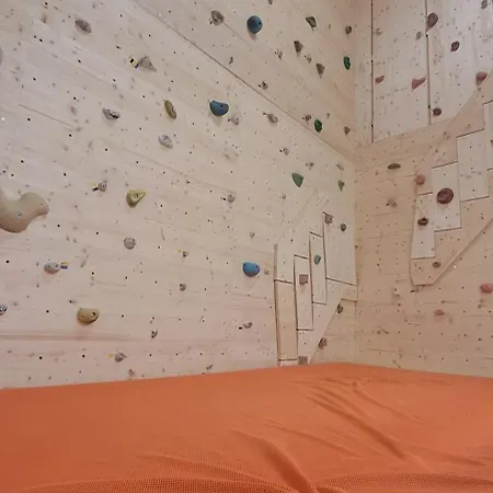 Hostel Syril's Mountain Paradise