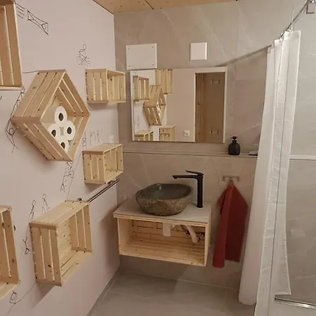 Hostel Syril's Mountain Paradise Hondrich