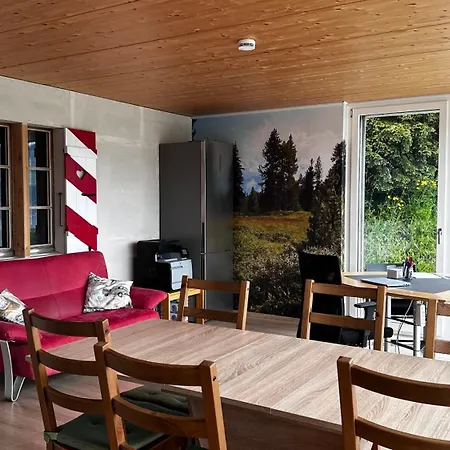 Syril's Mountain Paradise Hostal Hondrich