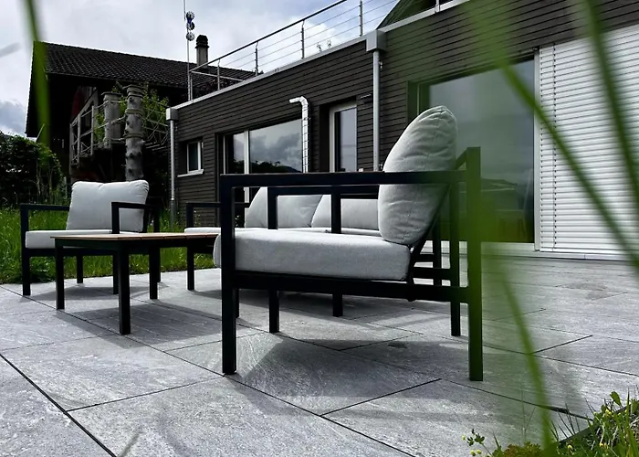 Syril's Mountain Paradise Hondrich